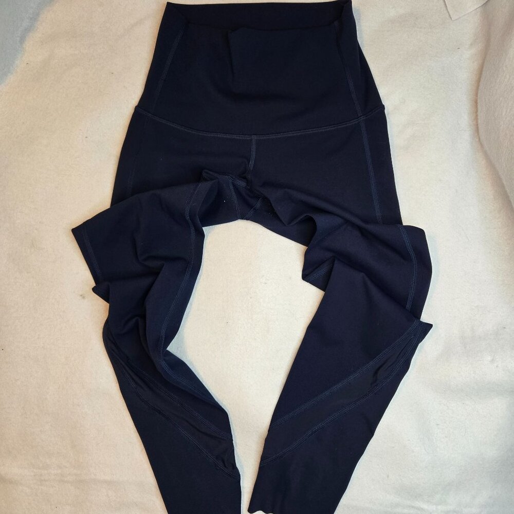 Lululemon Wunder Under Crop Scallop High-Rise 23" Full-On Luxtreme Sz 2 Leggings